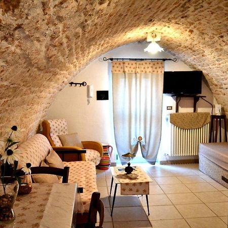 Converse Fra I Trulli Alberobello Luaran gambar