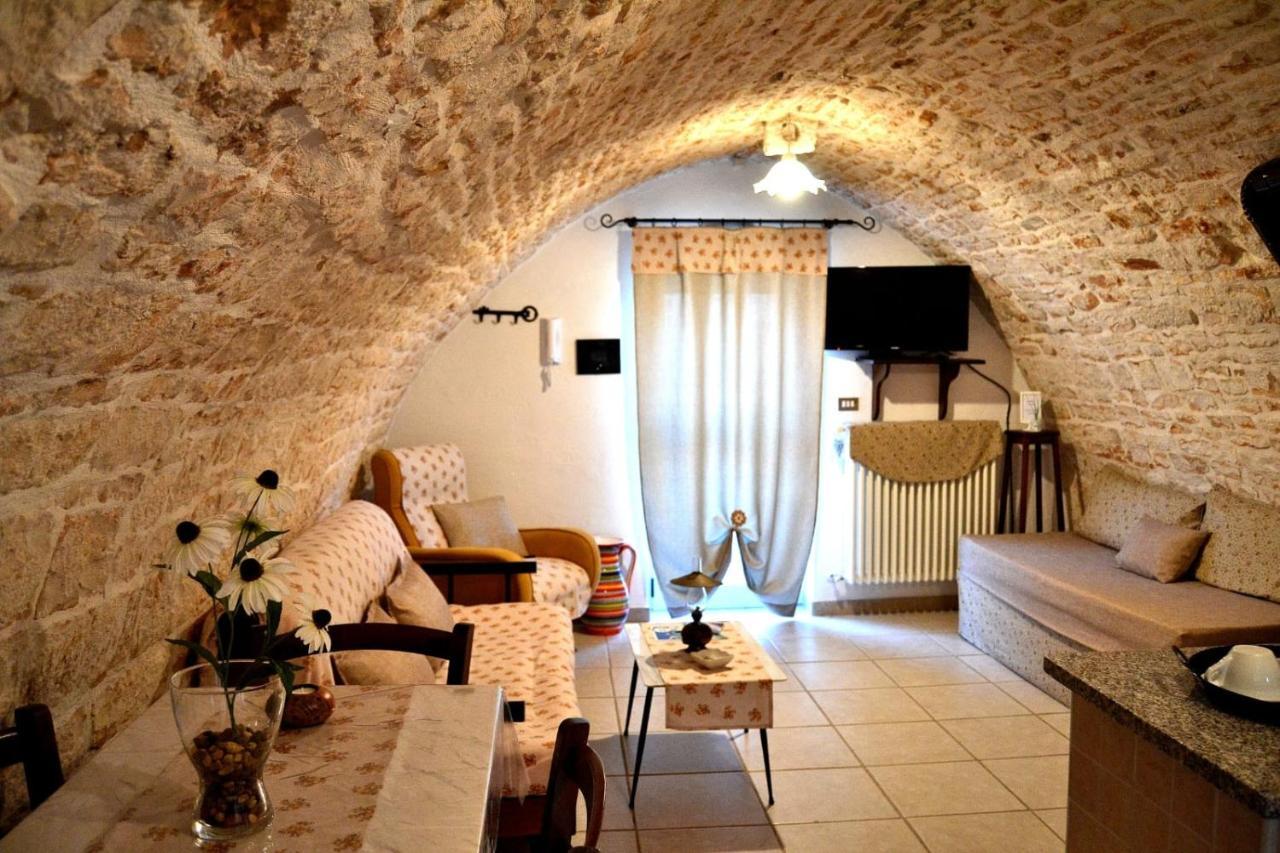 Converse Fra I Trulli Alberobello Luaran gambar